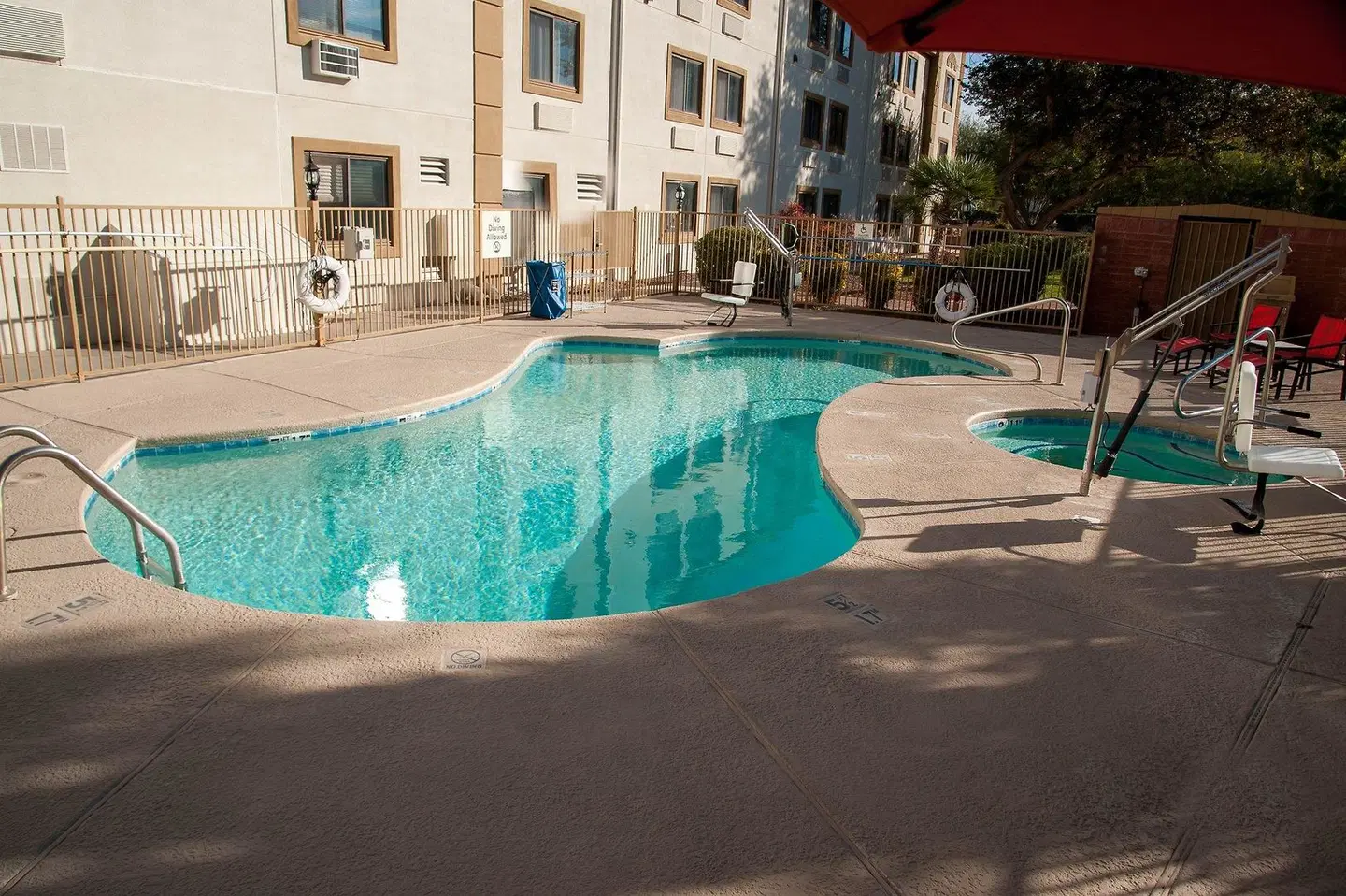 Holiday Inn Express Tucson-Airport by IHG OUTDOOR_POOL