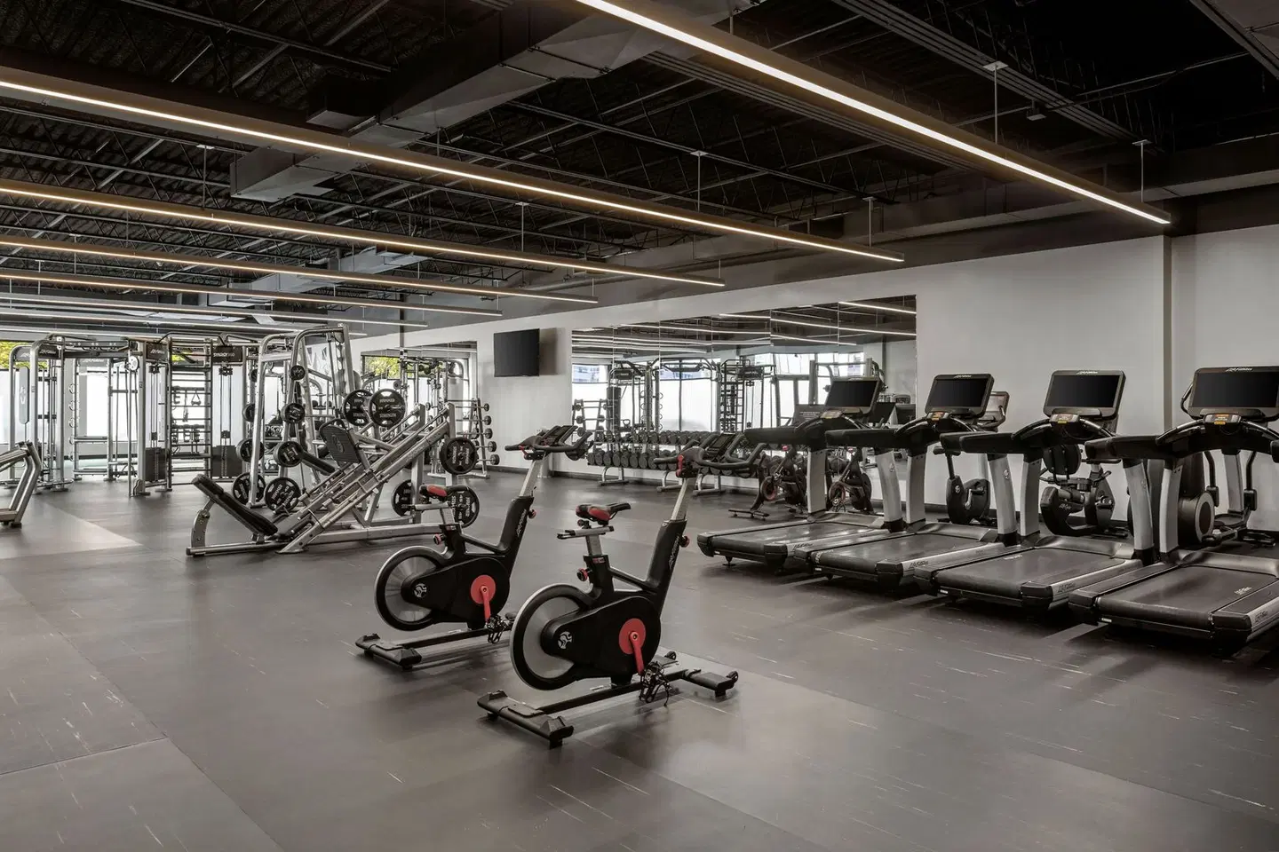 Renaissance Newark Airport SPORTS_AND_LEISURE