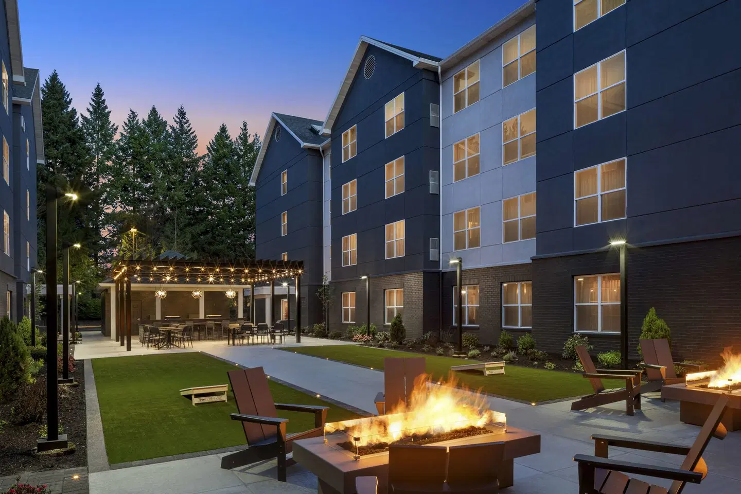 Homewood Suites by Hilton Hillsboro/Beaverton EXTERIOR