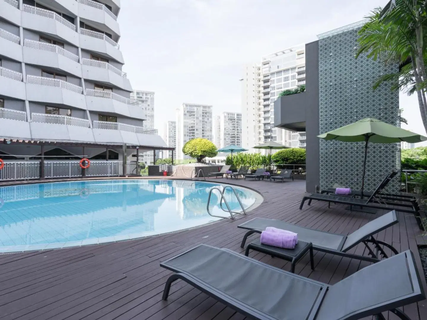 Village Hotel Katong by Far East Hospitality OUTDOOR_POOL