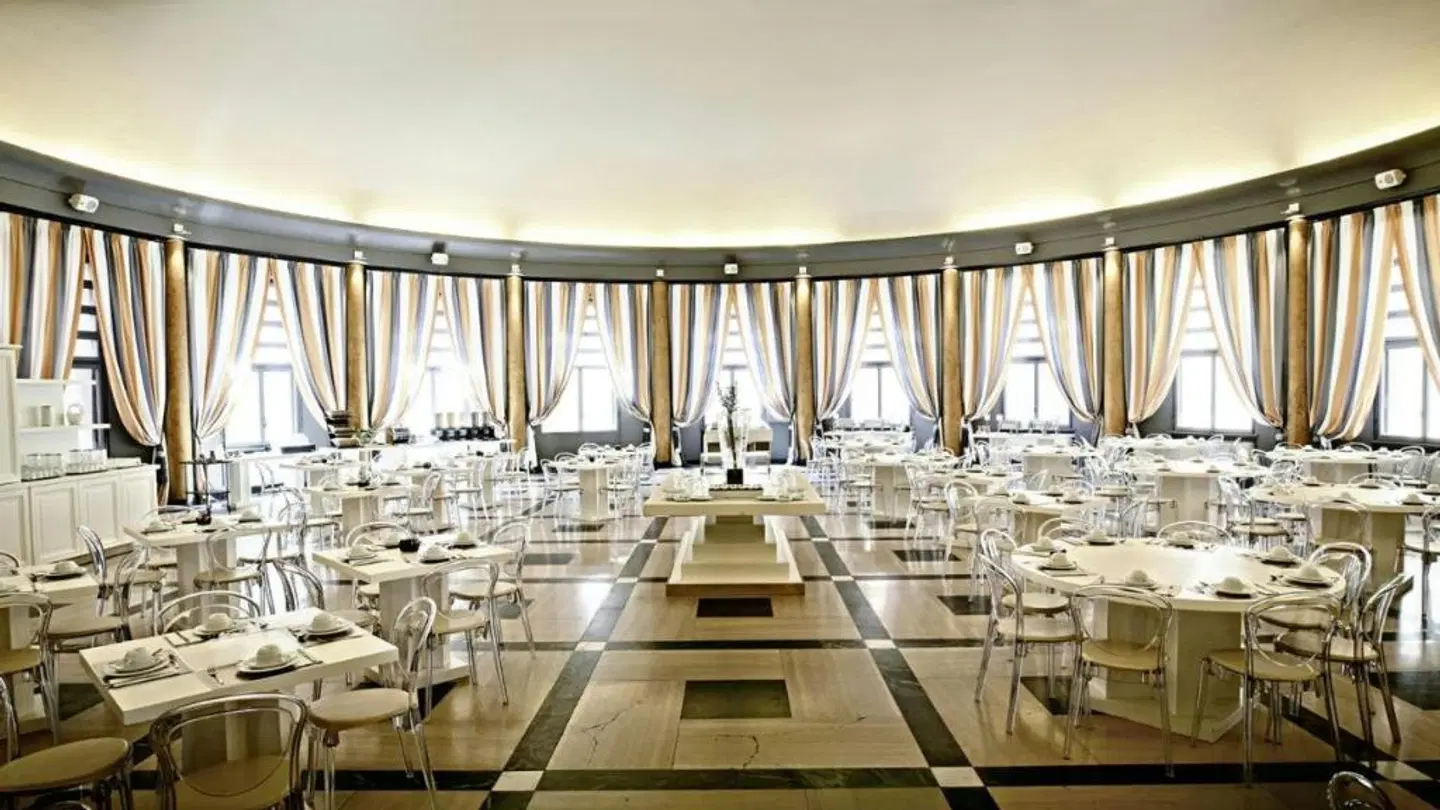 TH Roma - Carpegna Palace Hotel Konferenz