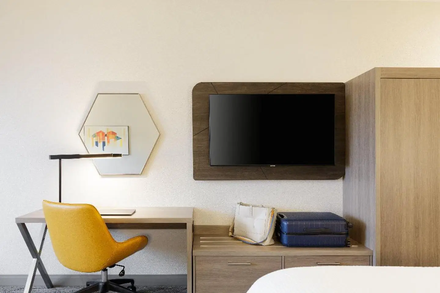 Ramada by Wyndham Phoenix Midtown ROOM_EXAMPLE