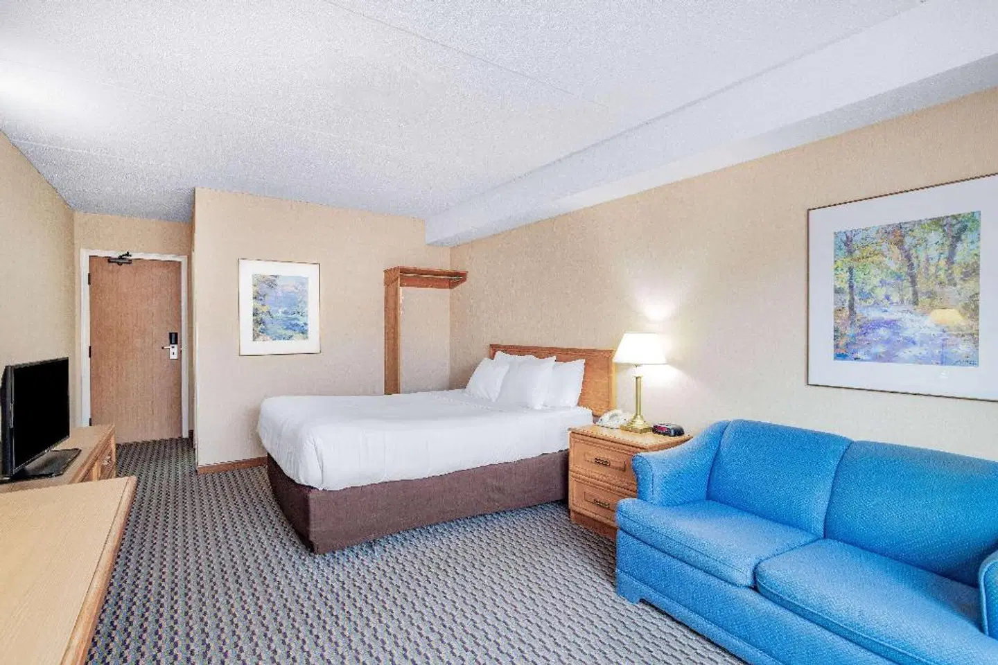 Travelodge by Wyndham Bridgewater ROOM_EXAMPLE