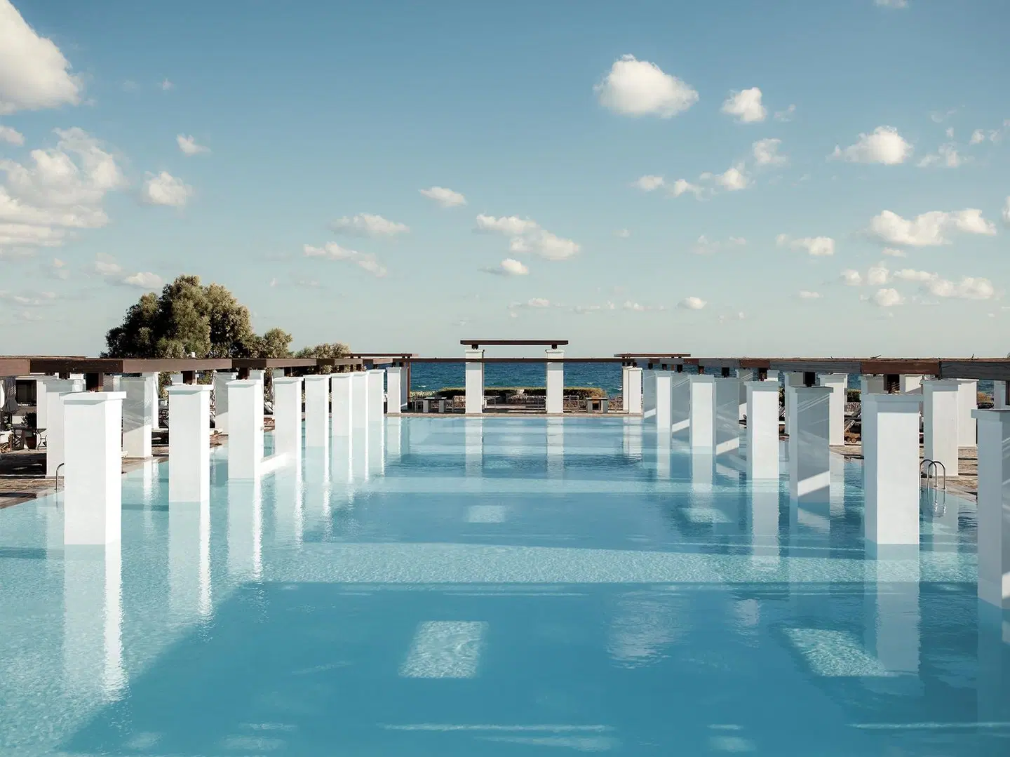Amirandes A Grecotel Resort To Live OUTDOOR_POOL