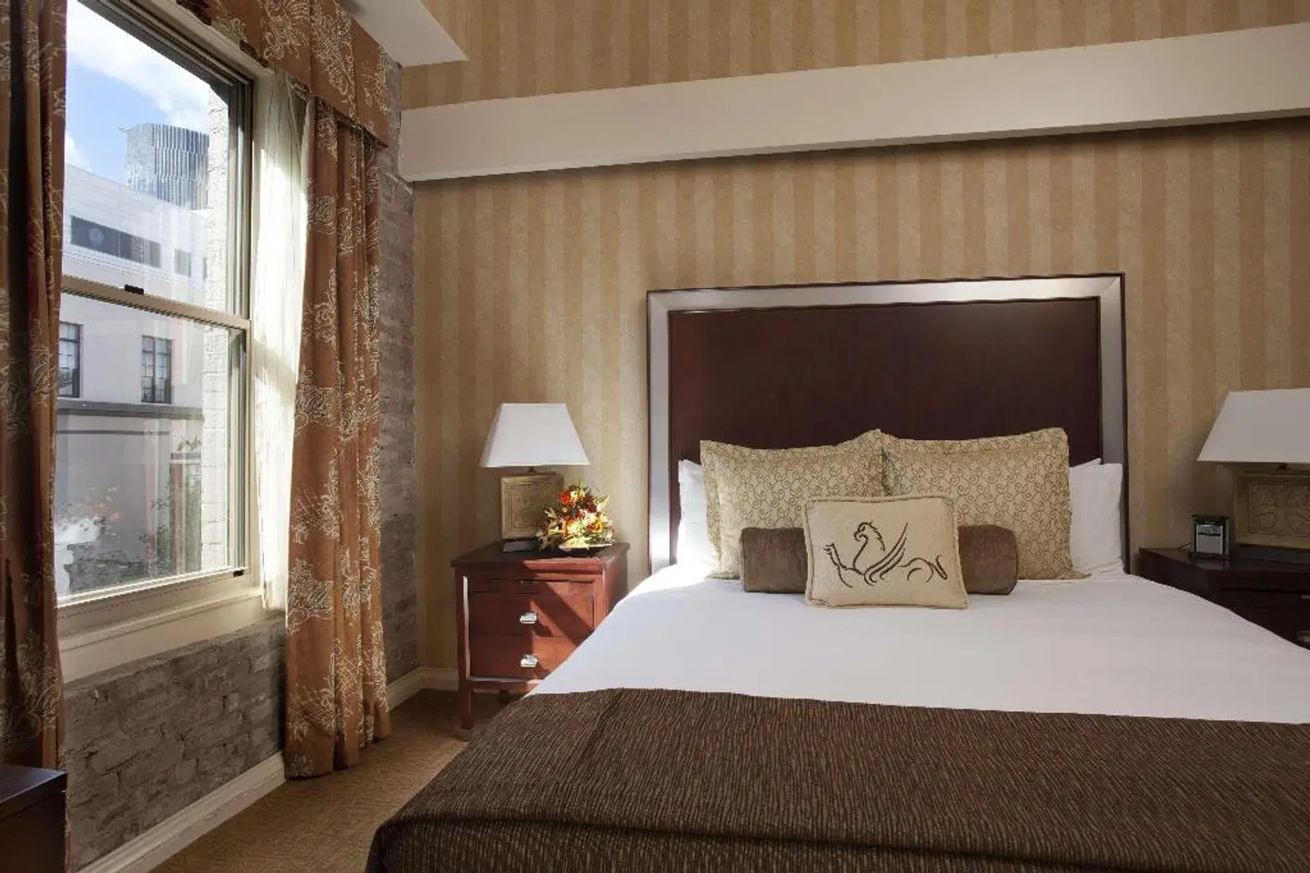 Griffon ROOM_EXAMPLE