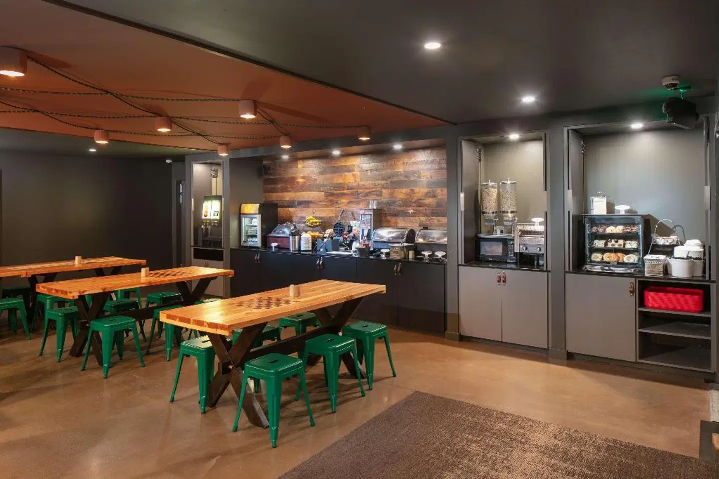 Waypoint Hotel Bar
