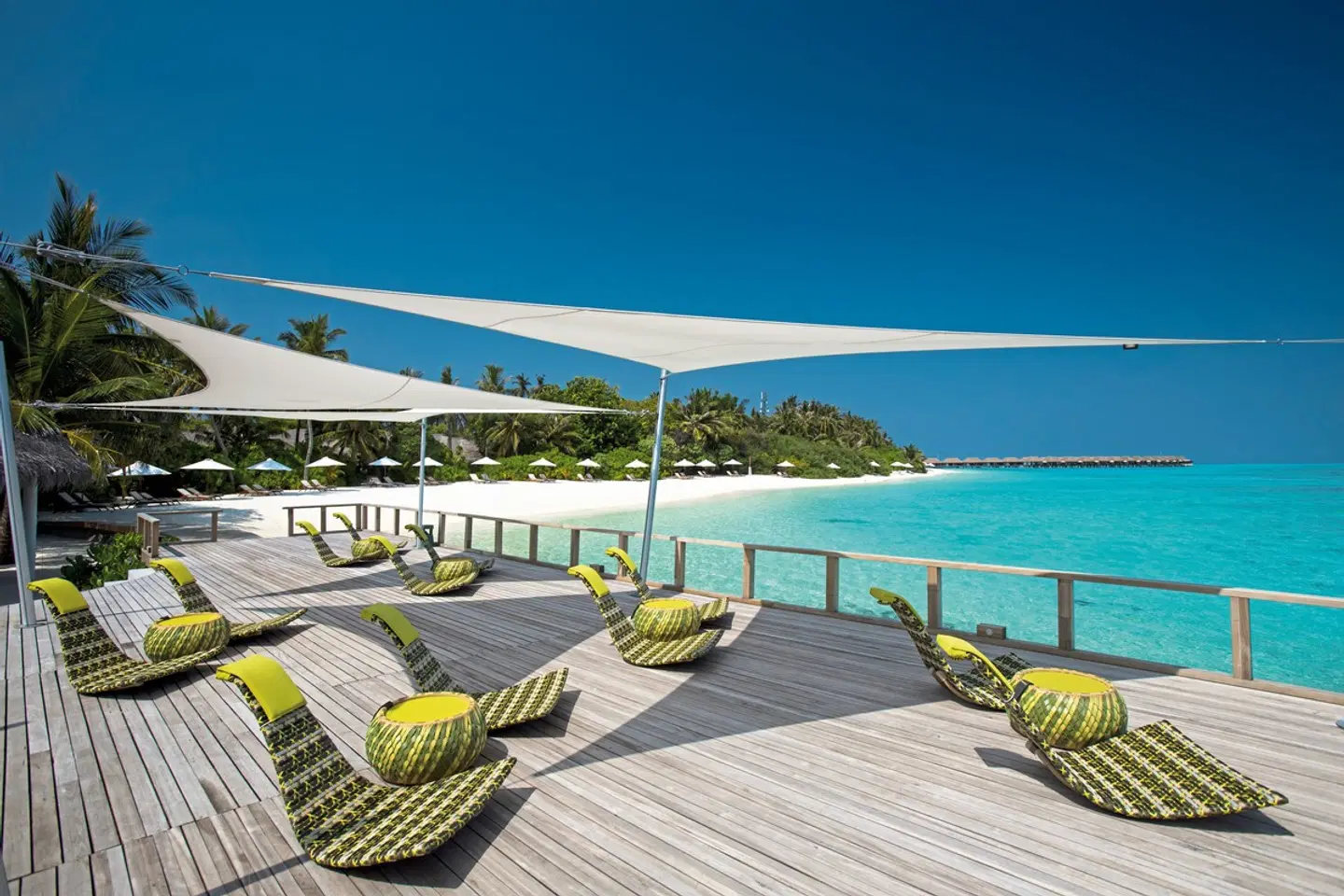 Niva Velassaru Maldives Terrasse