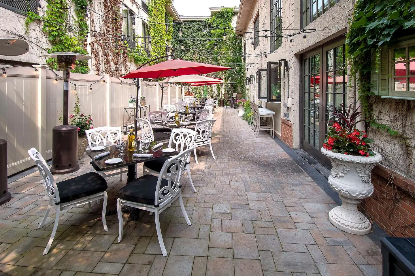 Hampton Inn & Suites Fairfield Terrasse