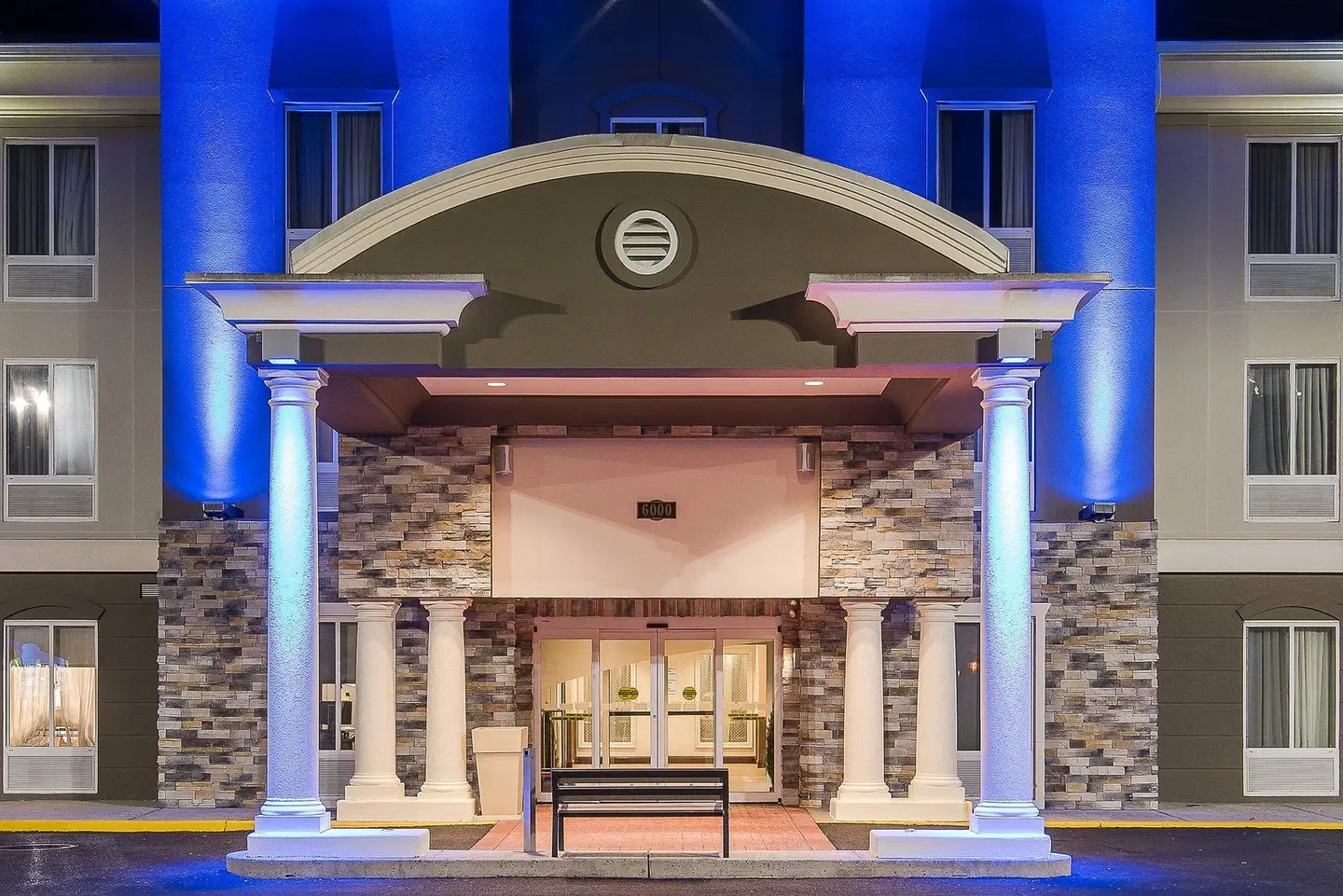 Holiday Inn Express & Suites Philadelphia - Mt Laurel by IHG EXTERIOR