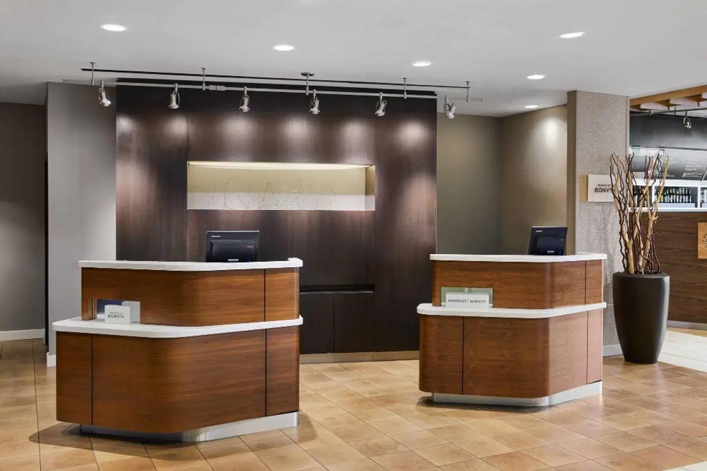 Courtyard by Marriott Newark Downtown LOUNGE_LOBBY