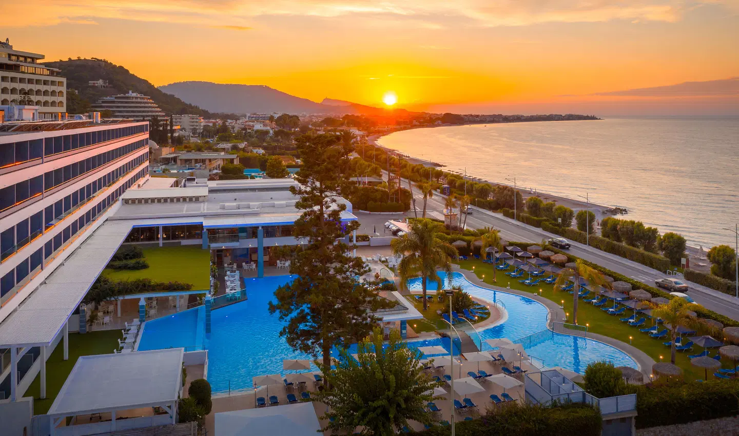 Oceanis Beach Hotel OUTDOOR_POOL