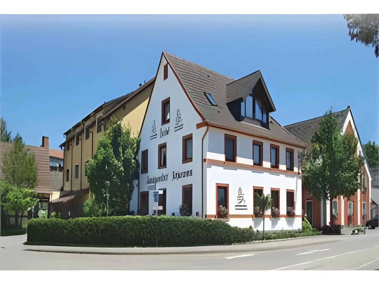 Schwanen EXTERIOR