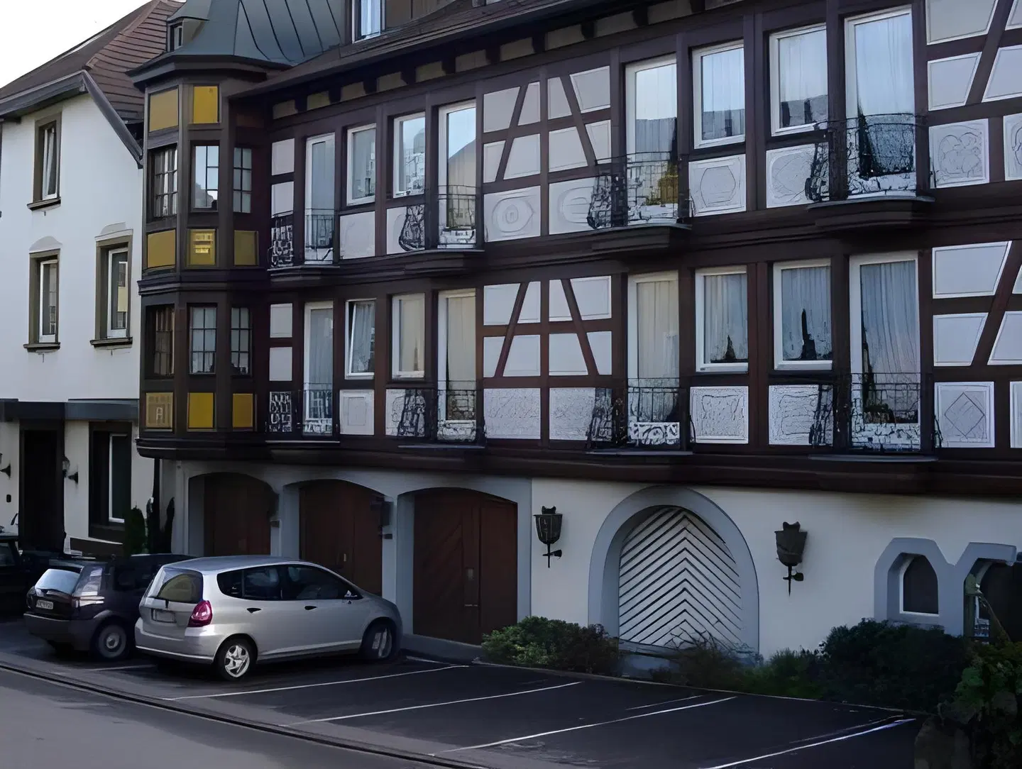 Krone EXTERIOR