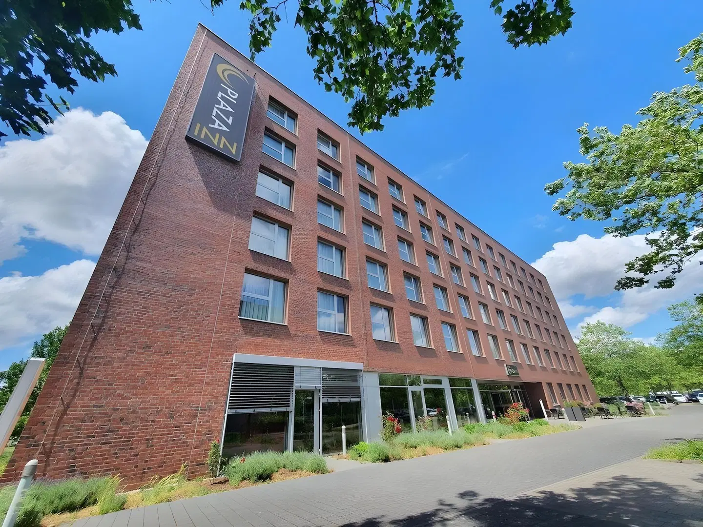 Star Inn Karlsruhe EXTERIOR