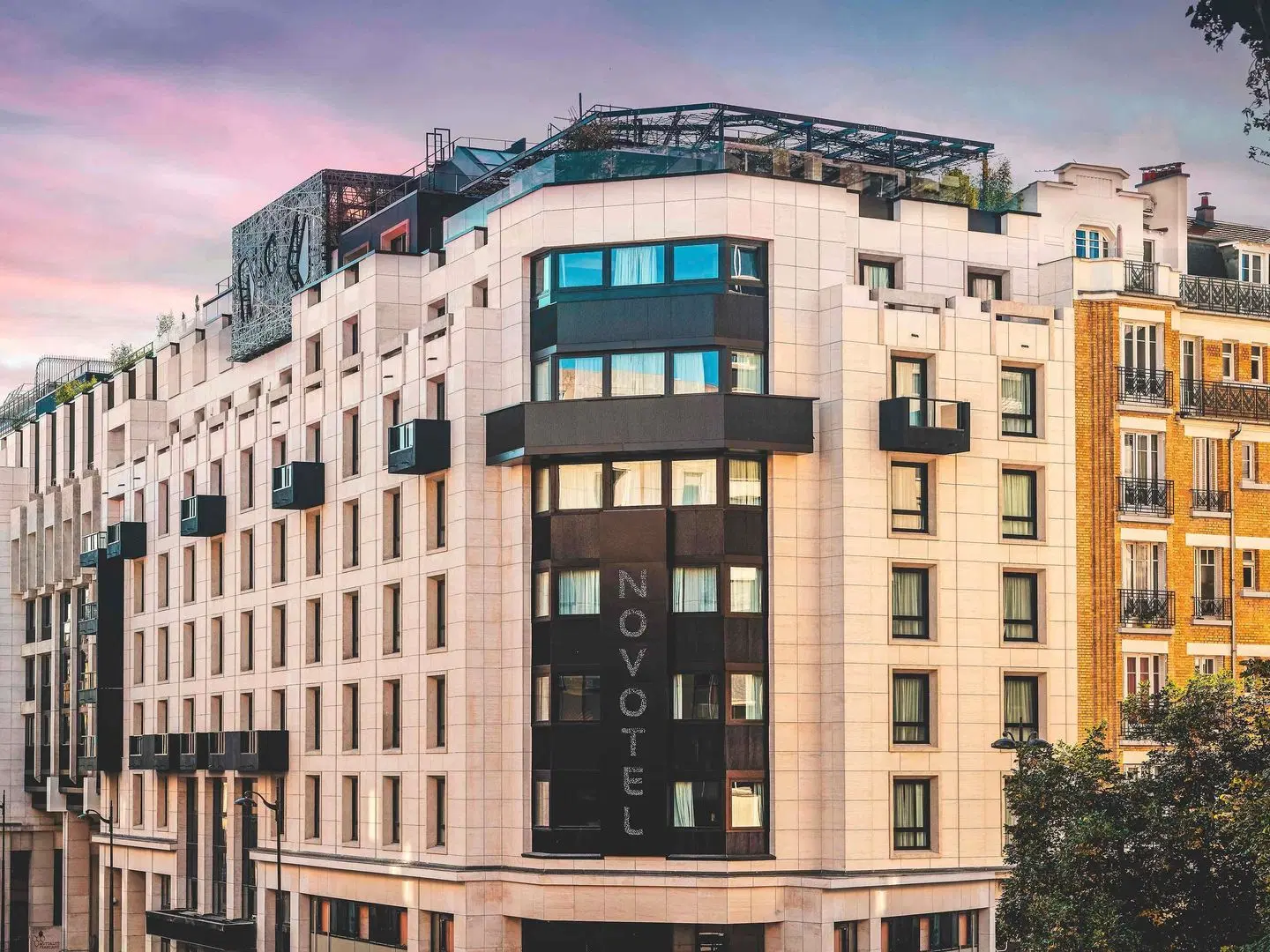 Novotel Paris Vaugirard Montparnasse EXTERIOR
