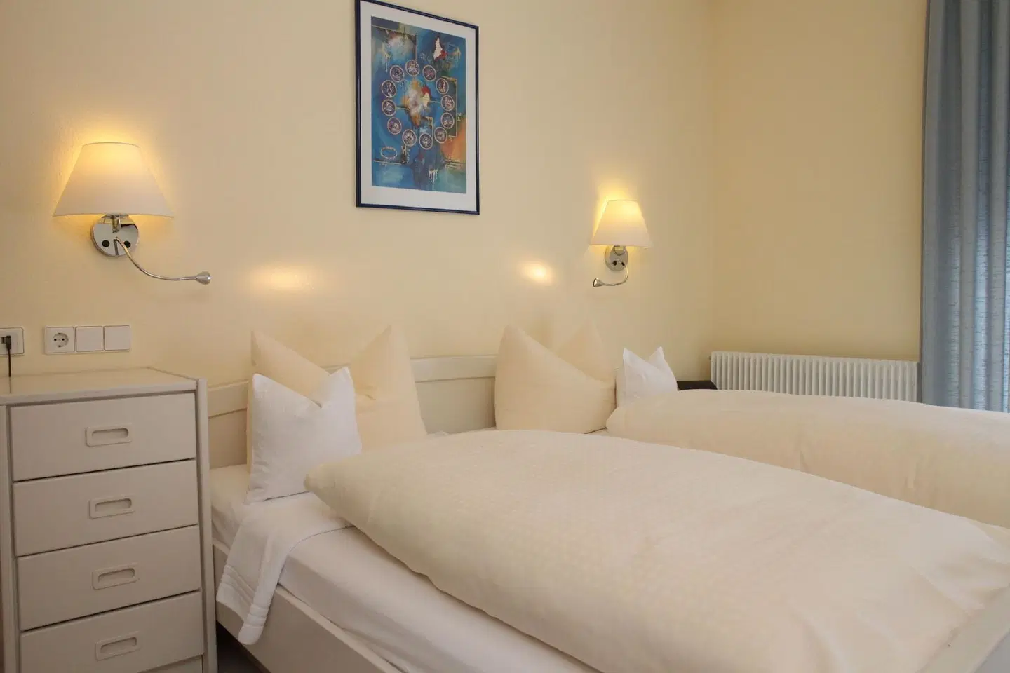 Anika ROOM_EXAMPLE