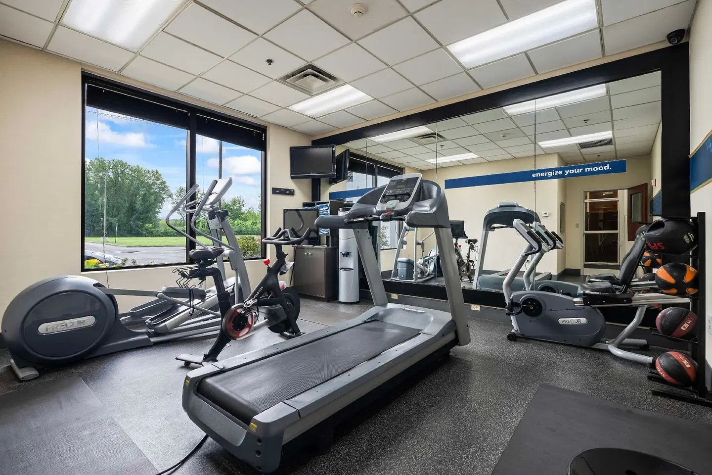 Hampton Inn Ridgefield Park SPORTS_AND_LEISURE
