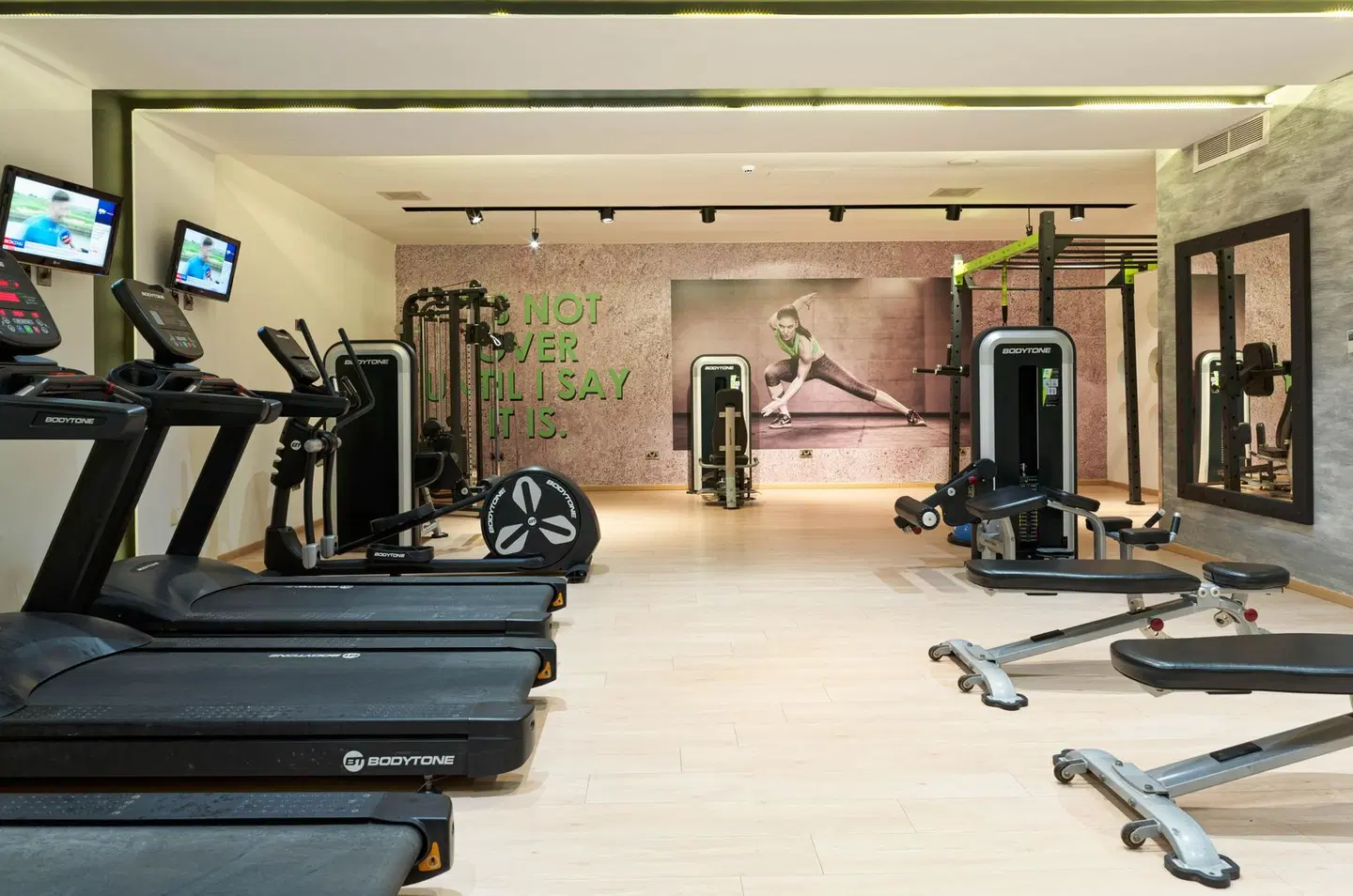 St. George Beach Hotel & Spa Resort SPORTS_AND_LEISURE