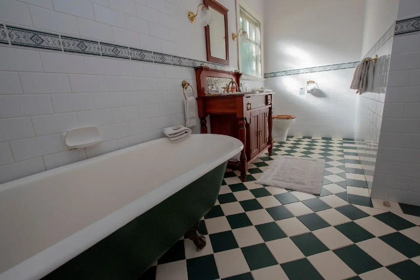 Rosebridge House Bed & Breakfast ROOM_EXAMPLE