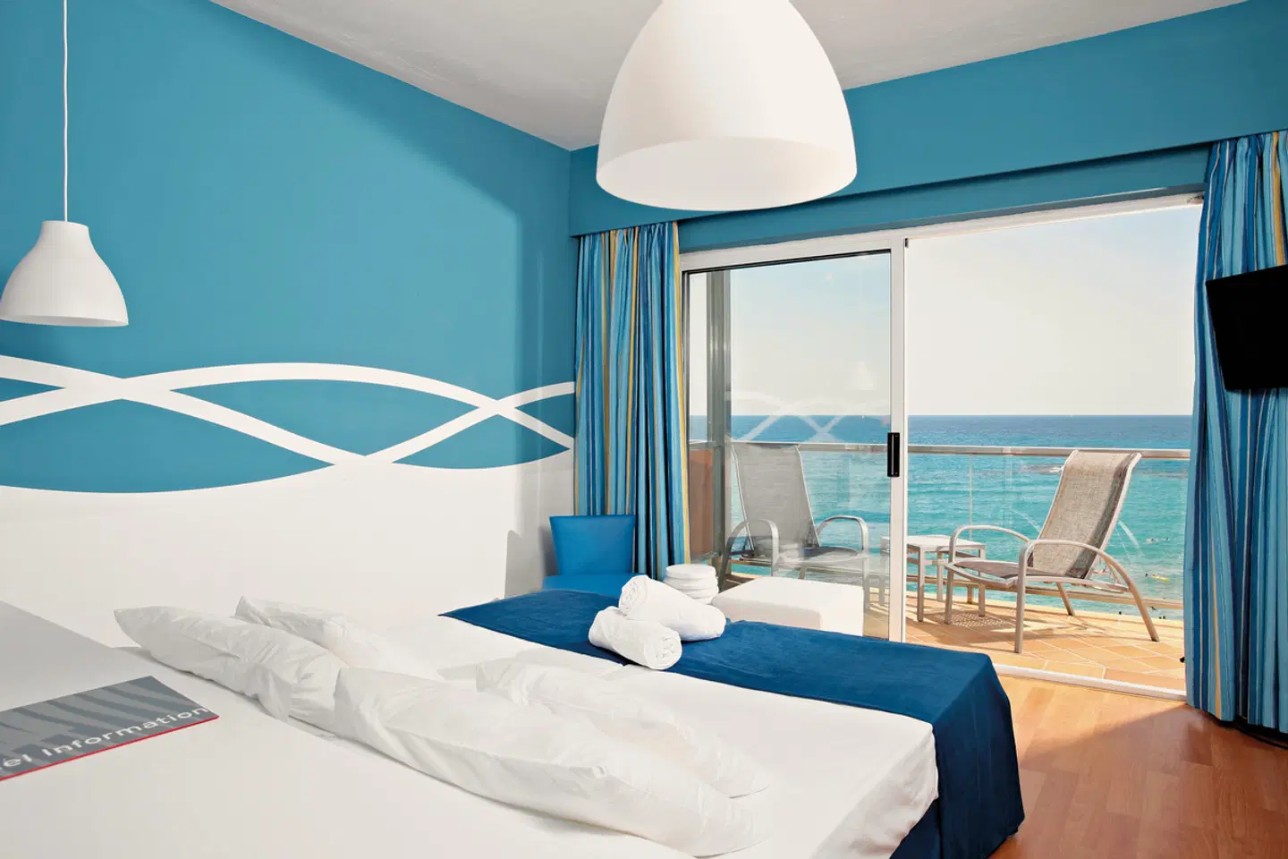 Clumba ROOM_EXAMPLE