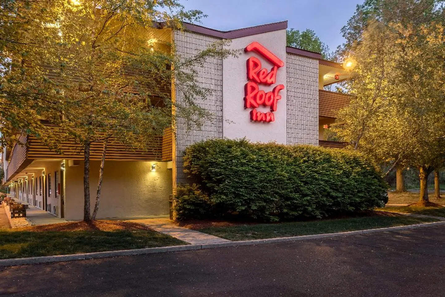 Red Roof Inn Tinton Falls - Jersey Shore EXTERIOR