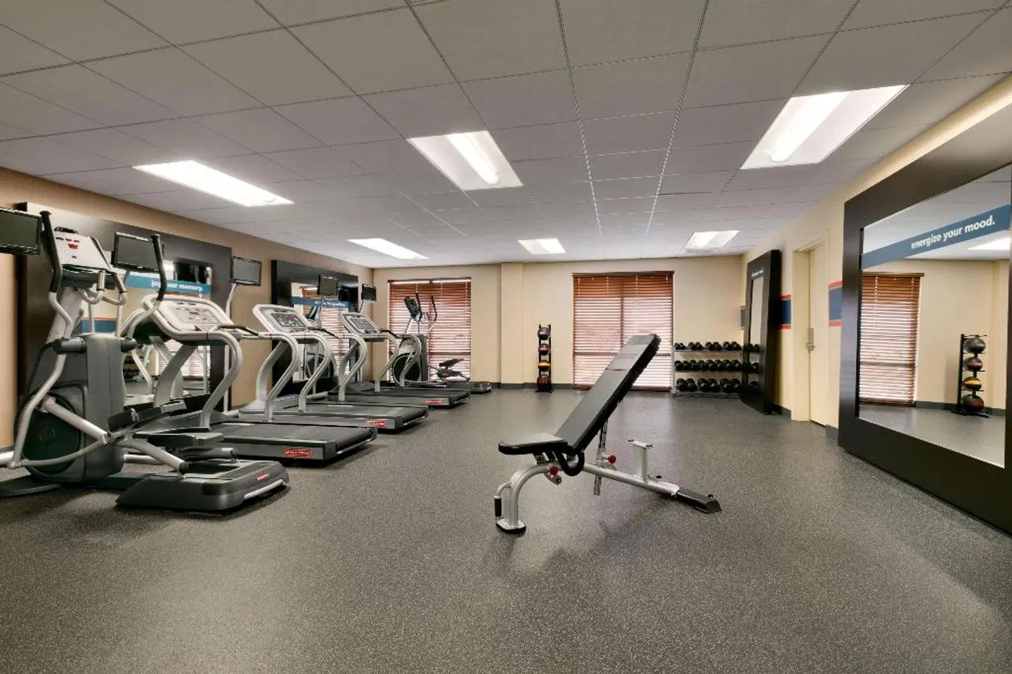 Hampton Inn & Suites Mahwah SPORTS_AND_LEISURE