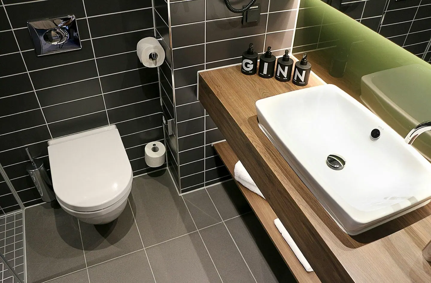 GINN City & Lounge Hotel Ravensburg Badezimmer