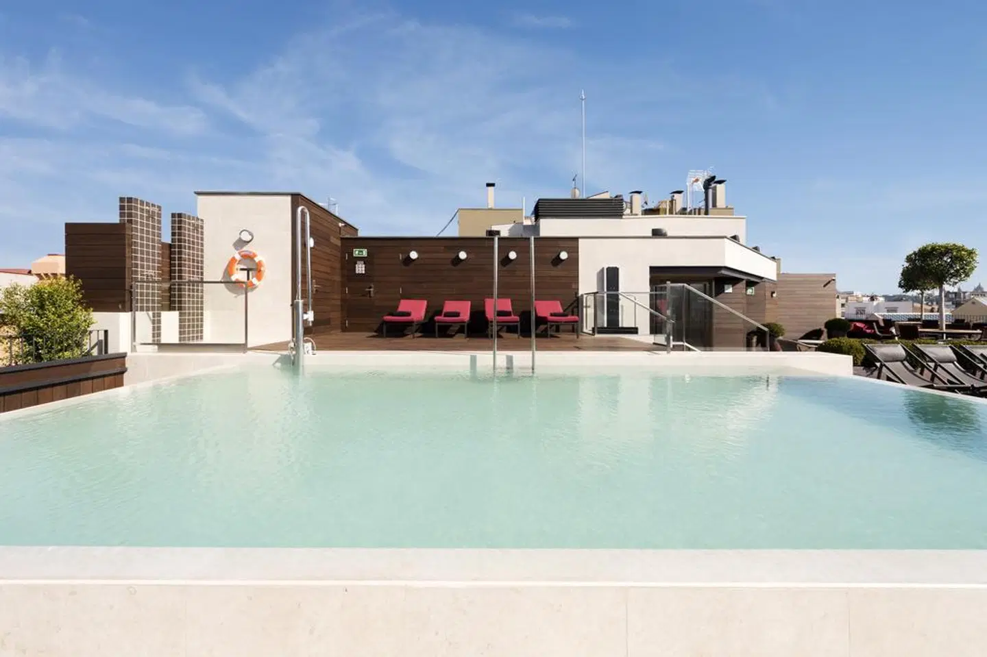 The Corner Hotel OUTDOOR_POOL
