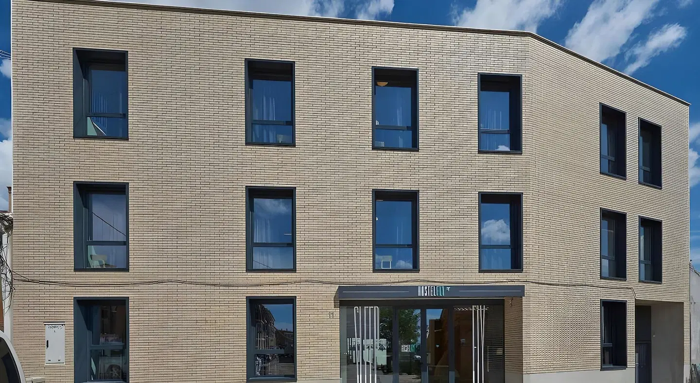 Hostelfly EXTERIOR