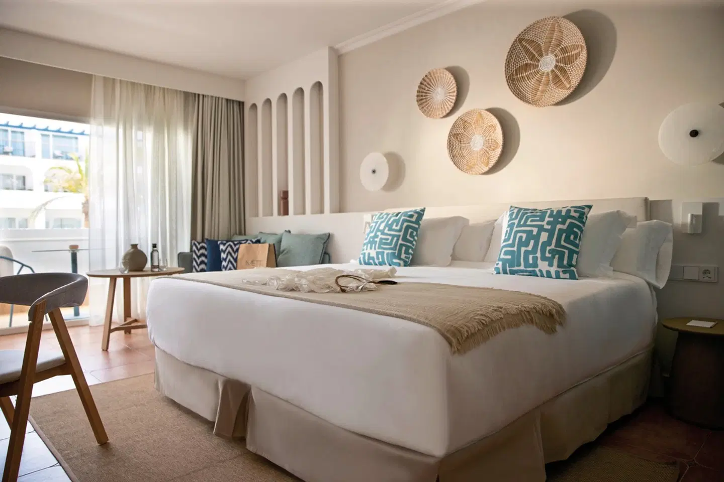 METT Marbella - Estepona ROOM_EXAMPLE