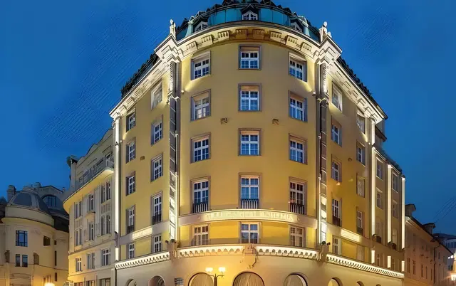 Grand Hotel Bohemia EXTERIOR