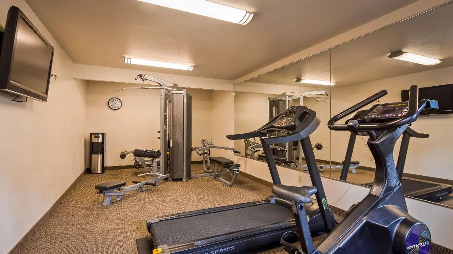 Best Western Palm Court Inn SPORTS_AND_LEISURE