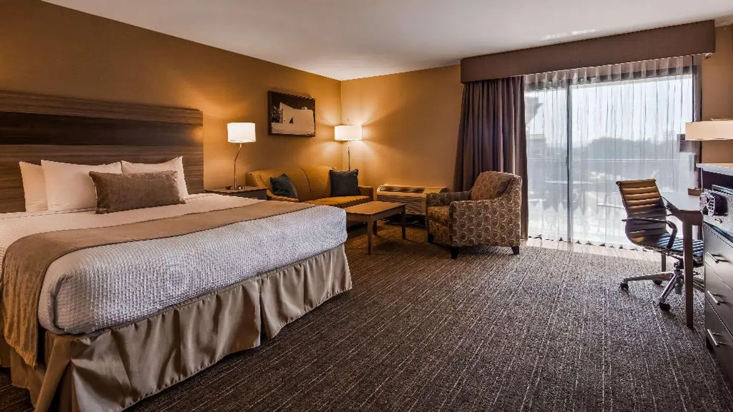 Best Western PLUS Executive Inn ROOM_EXAMPLE