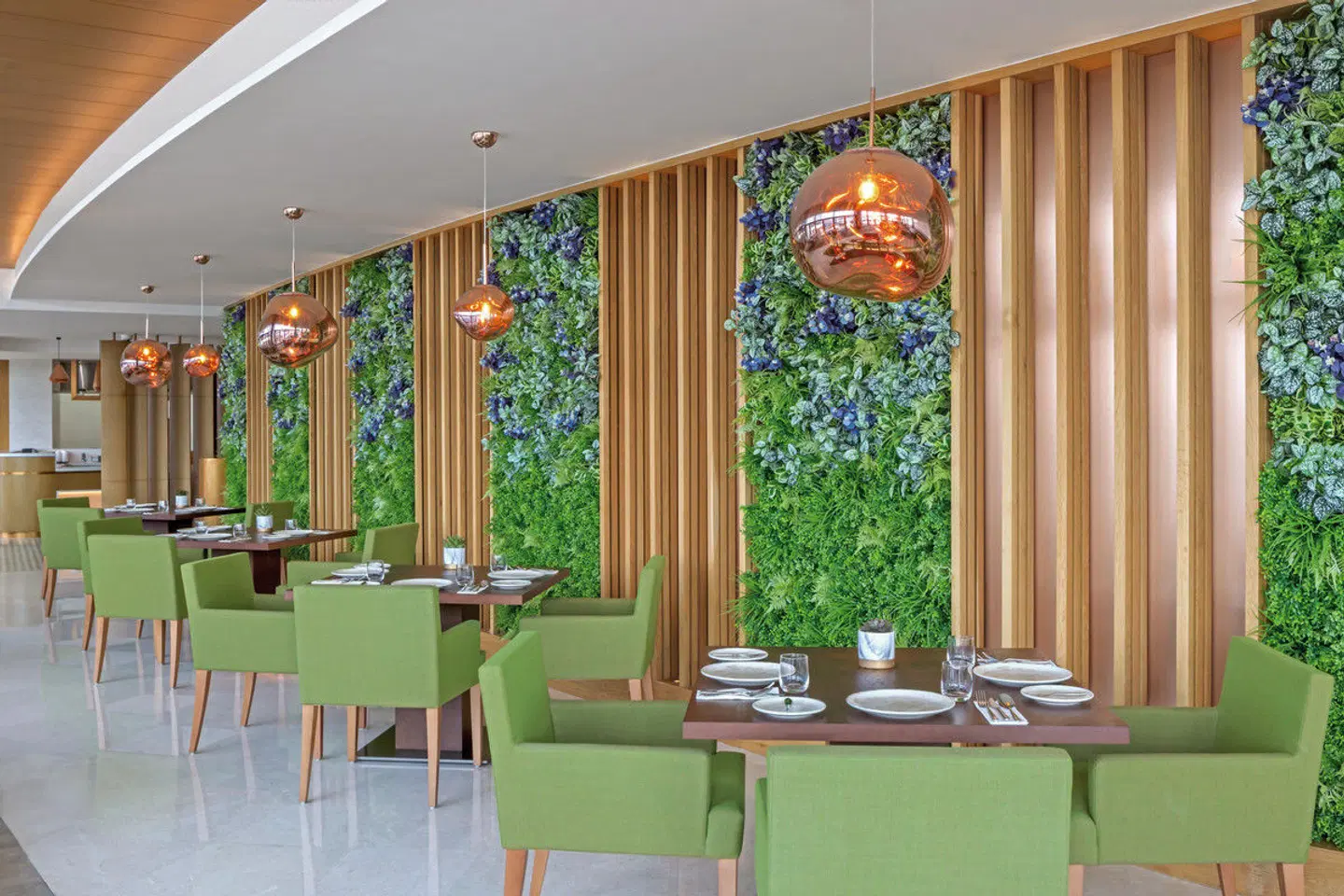 Hilton Dubai Creek Hotel & Residences Restaurant