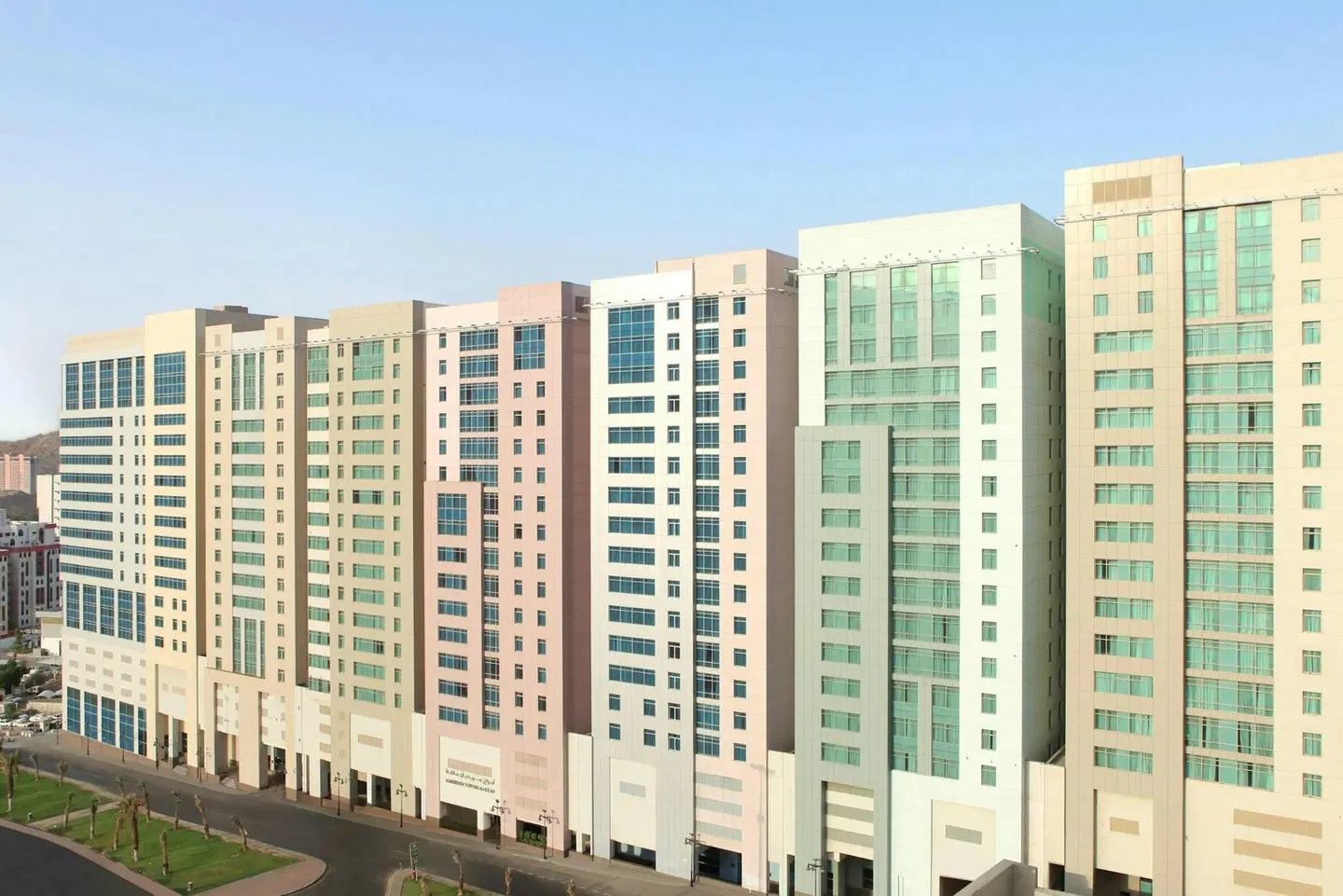 Le Méridien Towers Makkah EXTERIOR