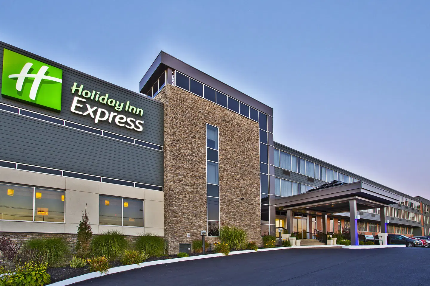 Holiday Inn Express Sault Ste Marie by IHG EXTERIOR