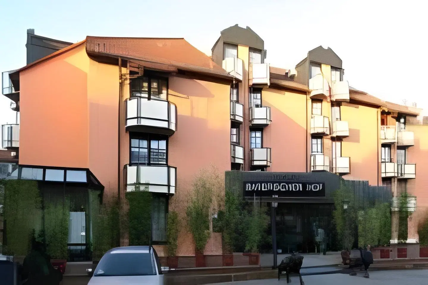 Bayerischer Hof EXTERIOR