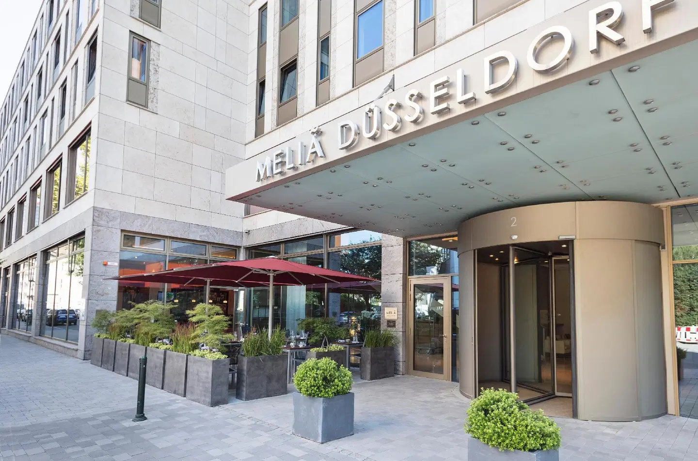 Meliá Düsseldorf EXTERIOR
