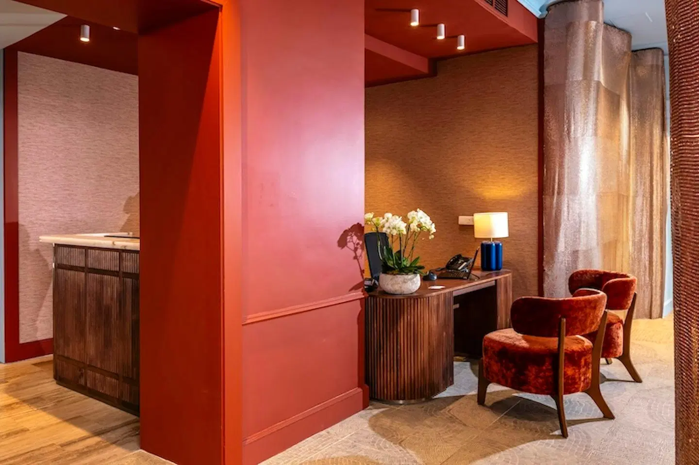 Le Canberra LOUNGE_LOBBY