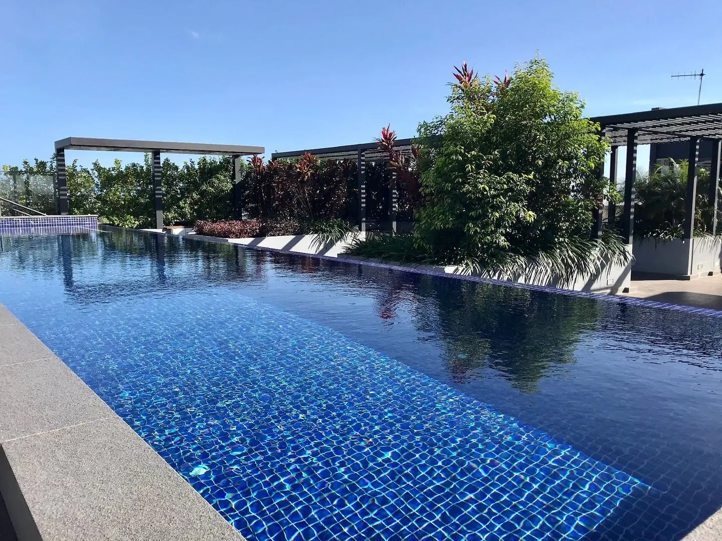 RNR Serviced Apartments Darwin OUTDOOR_POOL
