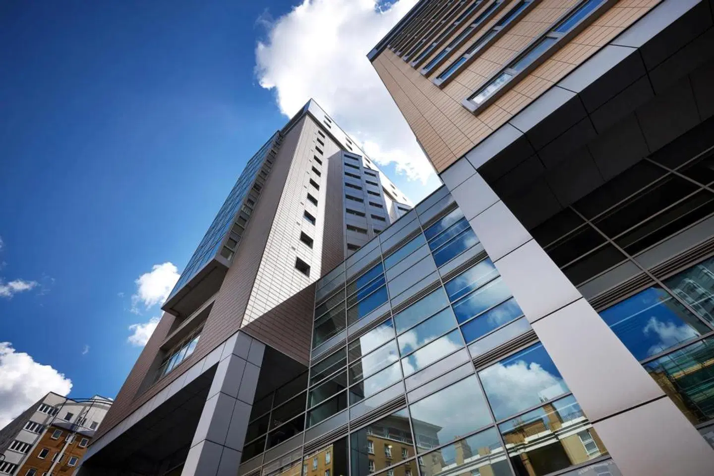 Marlin Aldgate City East EXTERIOR