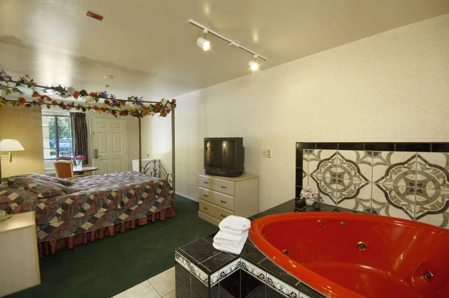 Days Inn by Wyndham Riverside Tyler Mall ROOM_EXAMPLE