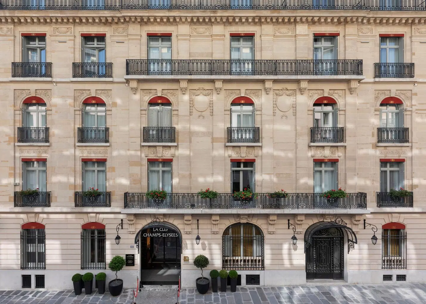 La Clef Champs-Élysées Paris EXTERIOR