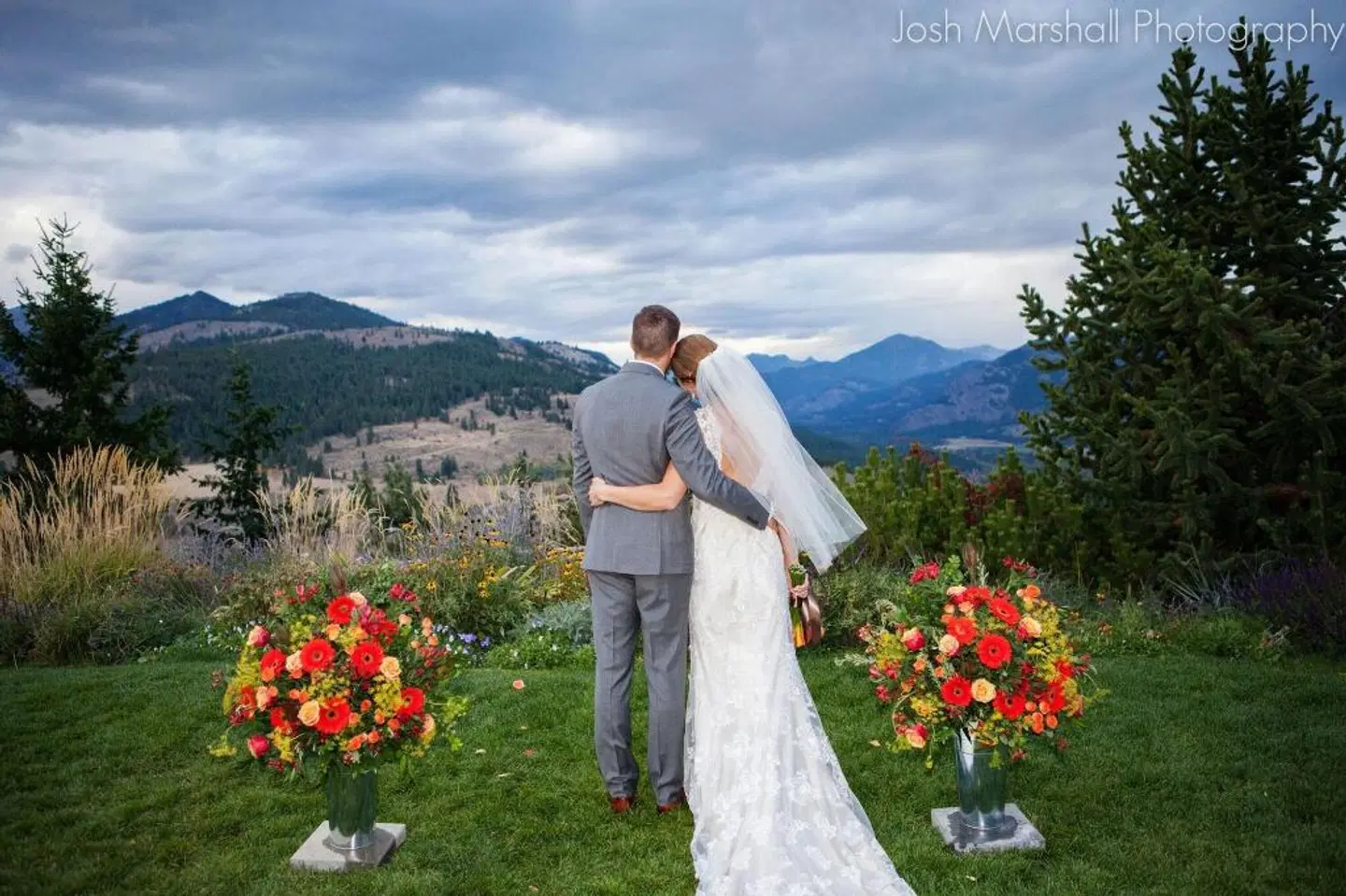 Sun Mountain Lodge LANDSCAPE