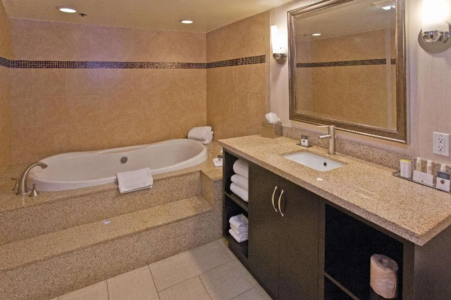 DoubleTree by Hilton Rosemead Badezimmer