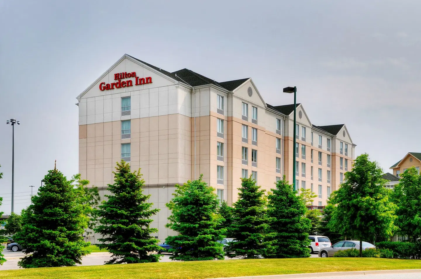 Hilton Garden Inn Toronto/Burlington EXTERIOR