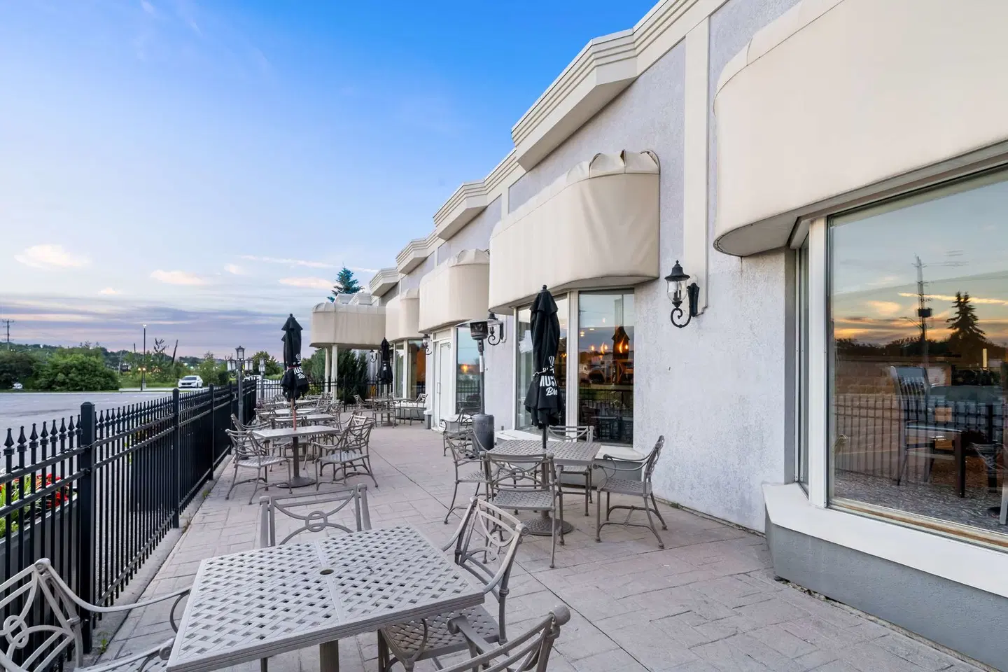 Best Western Plus Mariposa Inn & Conference Centre Terrasse