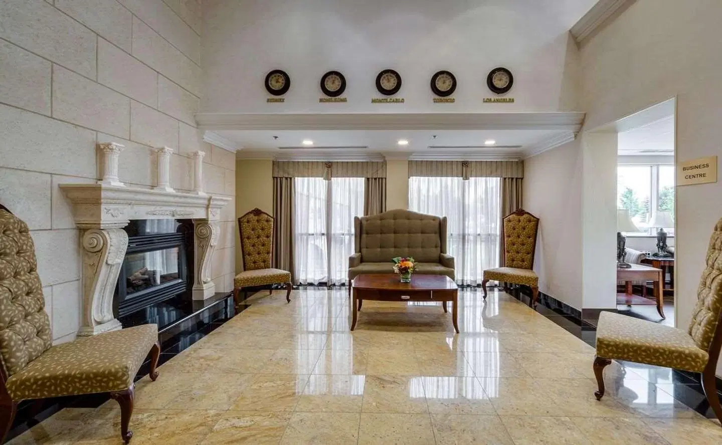 Monte Carlo Inn Vaughan Suites LOUNGE_LOBBY