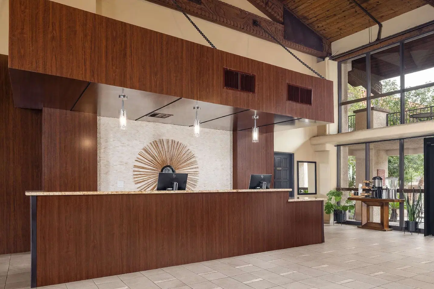 DoubleTree Suites by Hilton Hotel Tucson - Williams Center LOUNGE_LOBBY