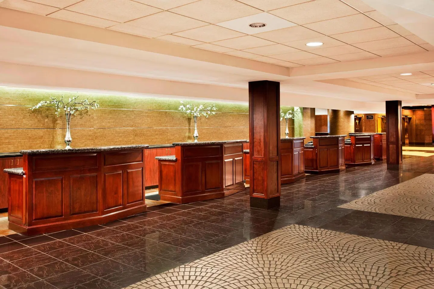 Sheraton Greensboro LOUNGE_LOBBY